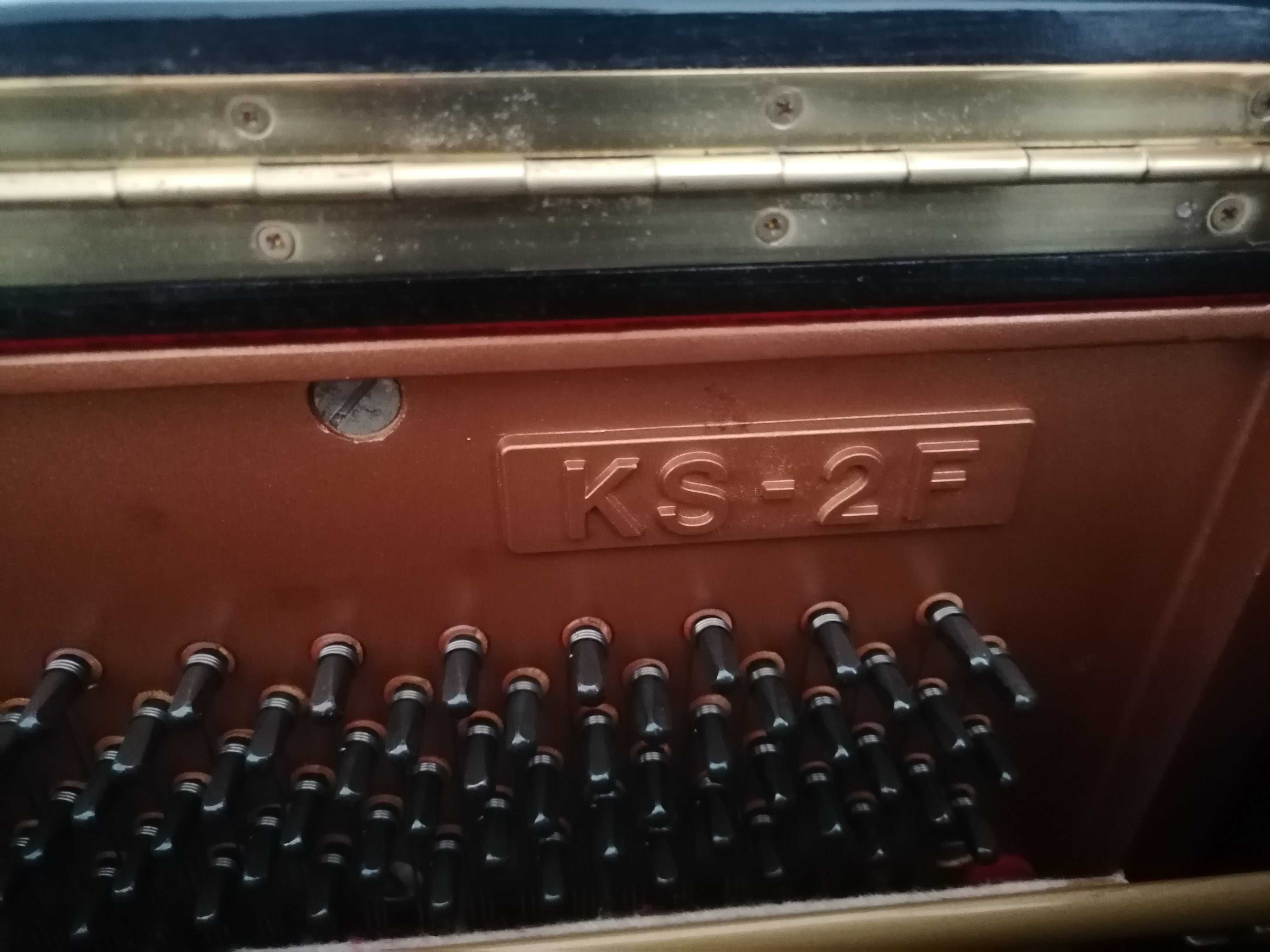 Piano vertical Kawai em muito bom estado