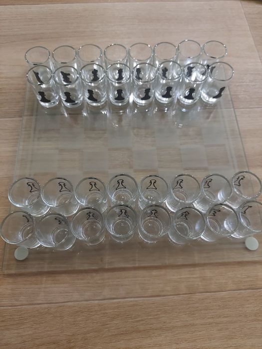 Шахмати скляні(чарки)