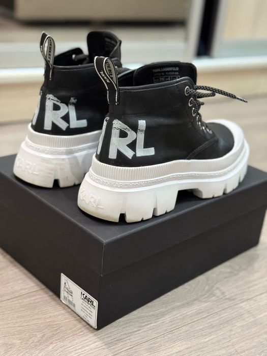 Шкіряні черевики  ботильйони Karl Lagerfeld KL43520 ОРИГІНАЛ! 39р.