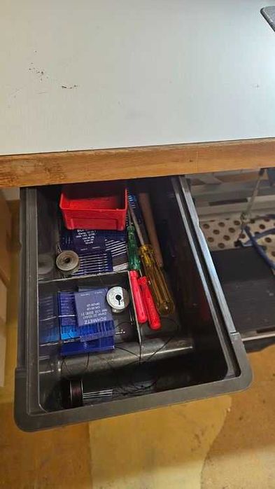 Máquina de costura industrial "Adler"