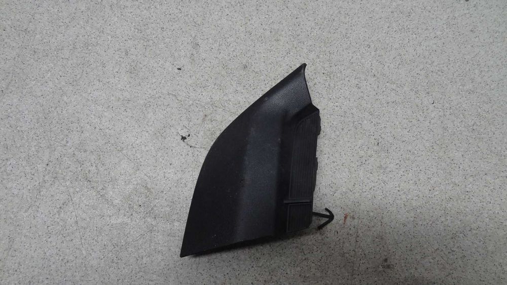 Toyota rav4 IV 15-18 zaślepka haka zderzak przód lewa