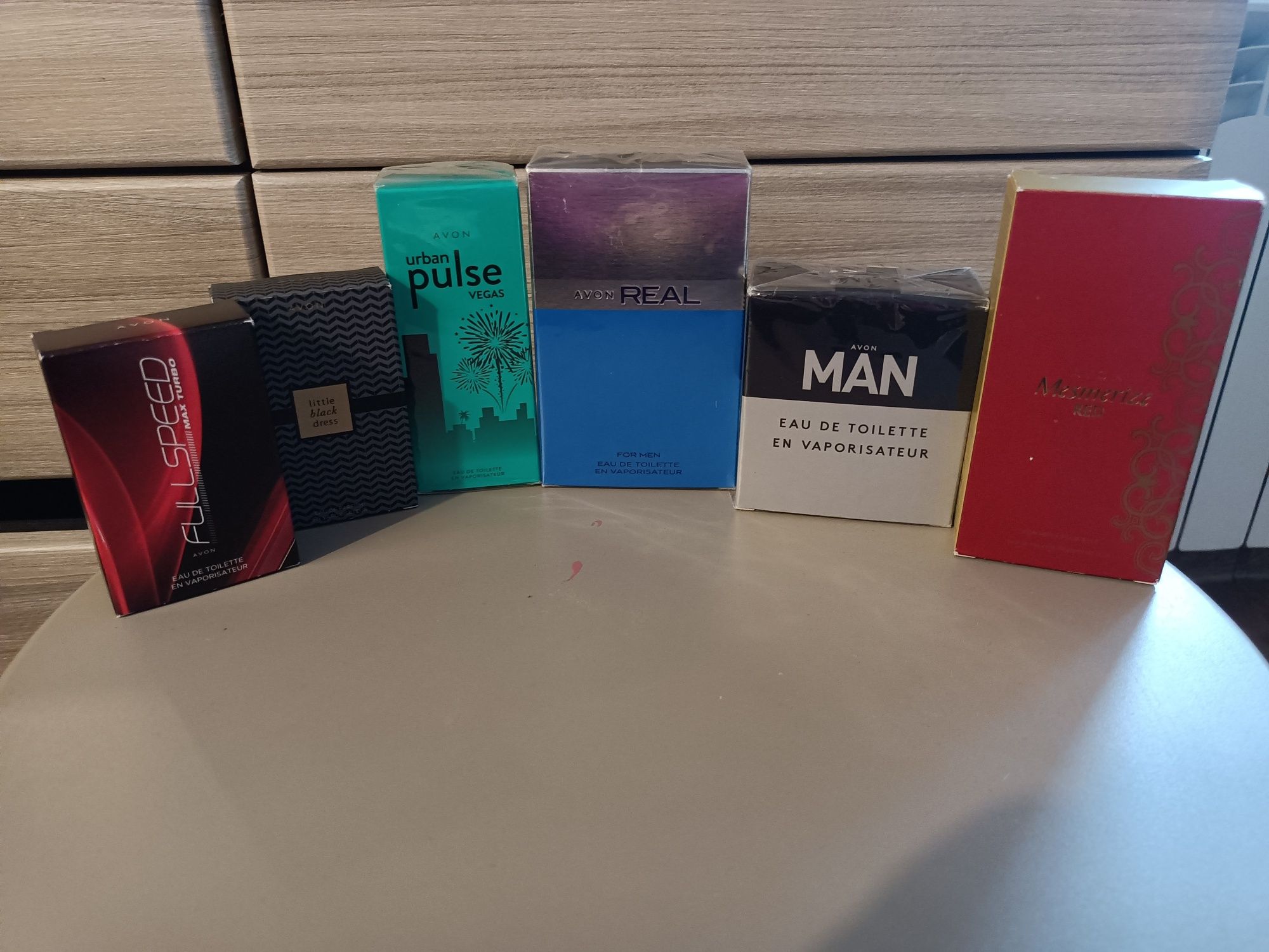 Wody perfumowane i toaletowe Avon