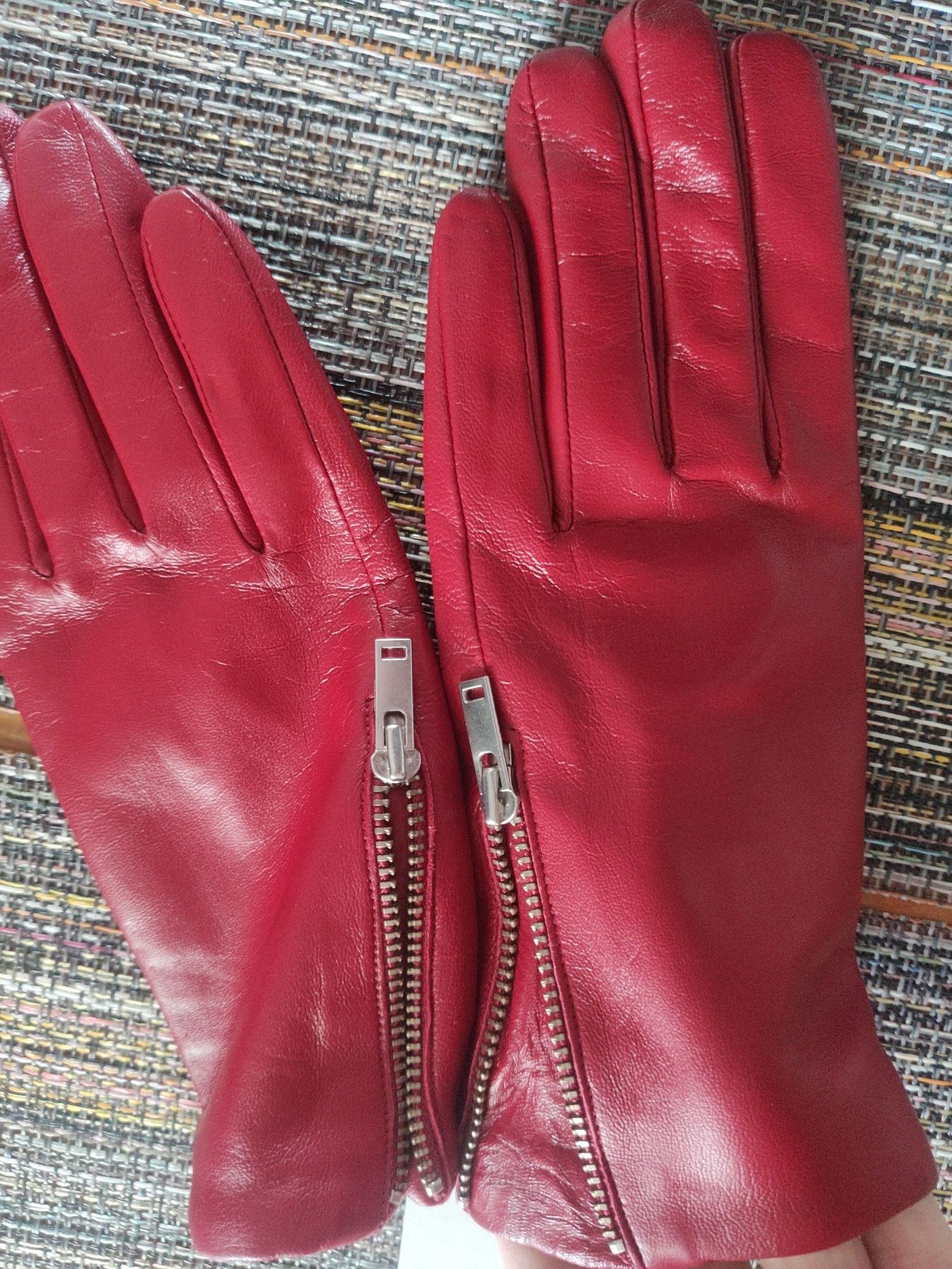 Nowe skórzane rękawiczki damskie COS  H&M r.S zameczki bordo