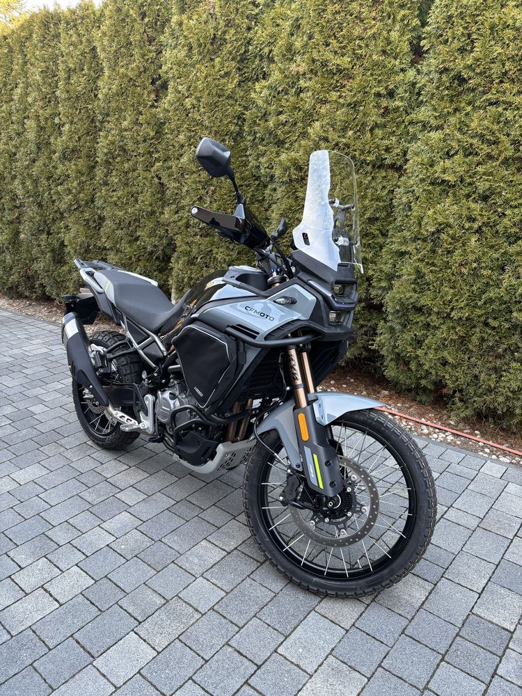 Cf moto 450 MT Salon ! (Kove benelli KTM )