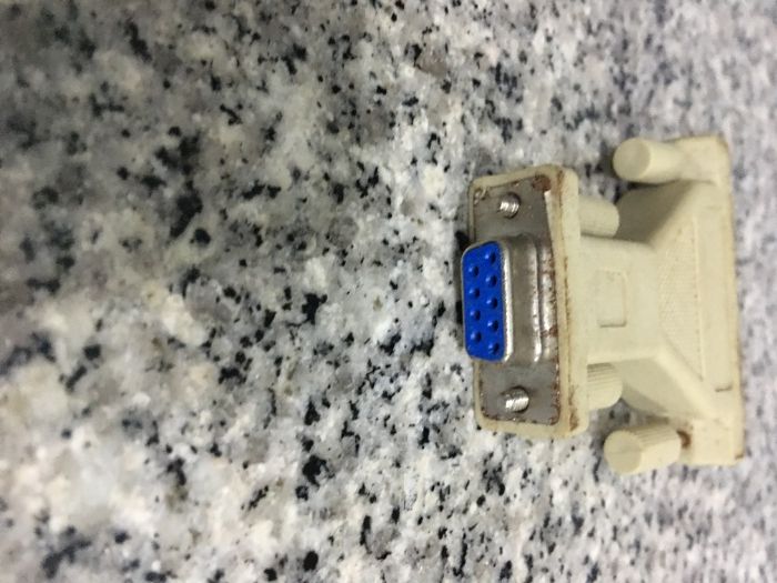 Conversor série fêmea para paralelo fêmea