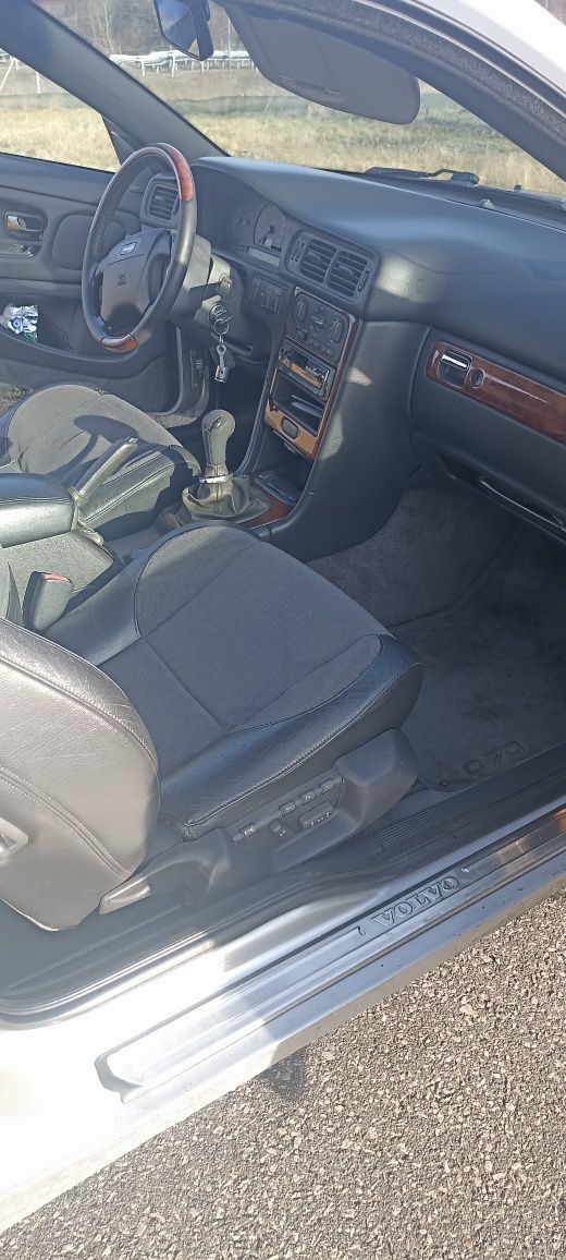 Volvo V70 2.0t 226km orginalny przebieg