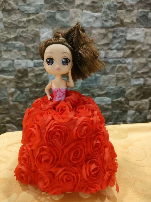 Boneca Princesa - Flor tulipa