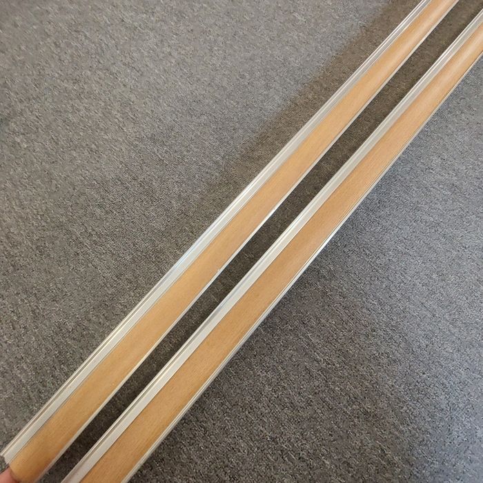 Карнізи 2шт по  1.2м