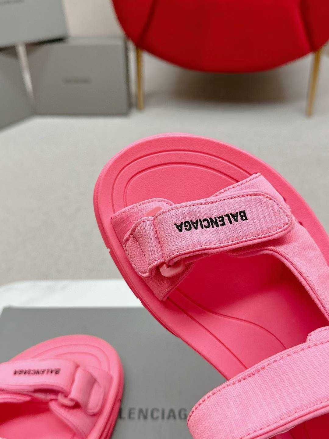 Balenciaga Buty, sandaly klapki, skora 080214