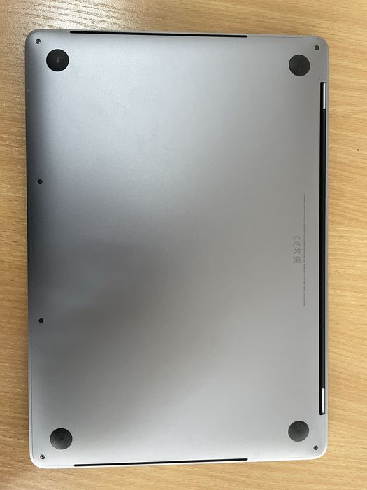 Macbook pro 13 a1389, 2019р (і7,16gb,512gb)