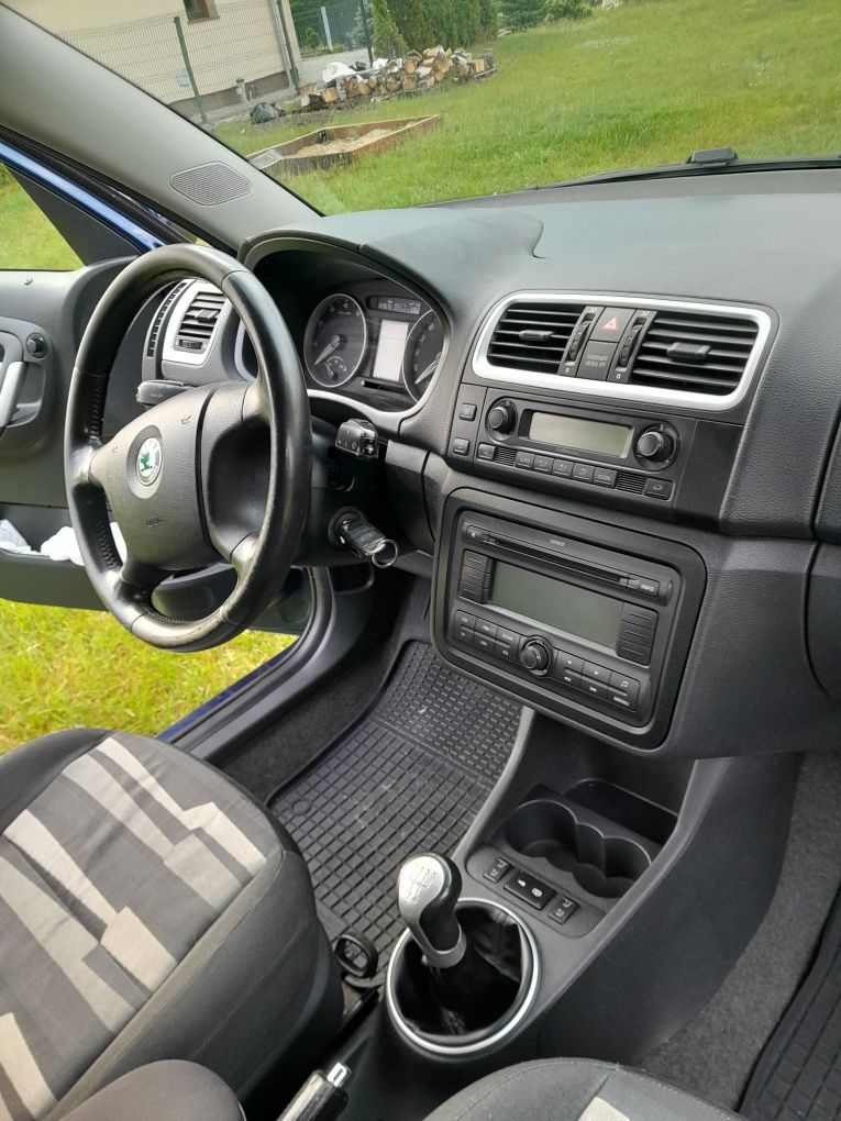 Skoda Roomster 1.4 MPI 86km  roomster najbardziej wyposażony