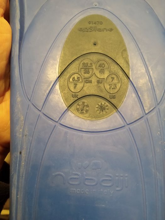 Silikonowe płetwy średnie do pływania Decathlon Nabaiji rozmiar 40-41