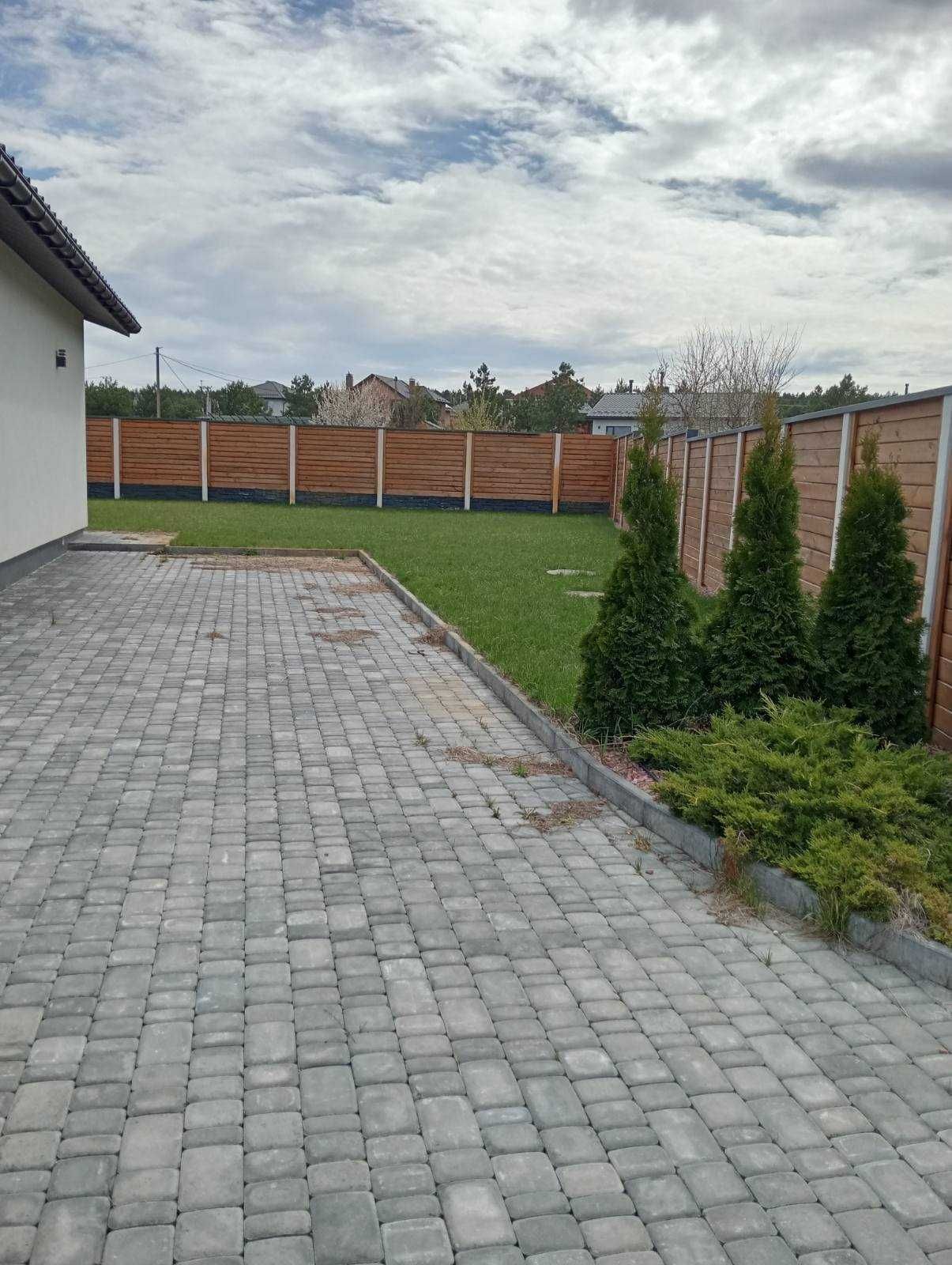 БЕЗ%. Окремий будинок 82 м2, 5 с. землі с. Бобриця. Ліс!