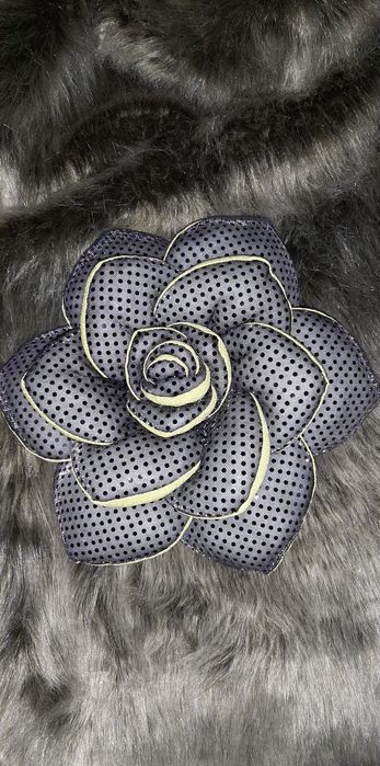 Подушка декоративна Квітка