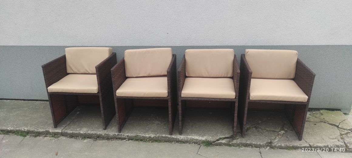 4 krzesła na taras