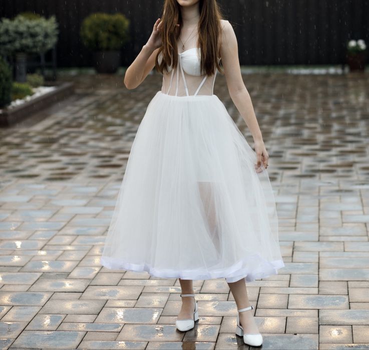 вечірня корсетка сукня,фатинова міді,випускний/весілля/фотосесія