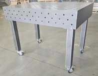 Stół spawalniczy 1200x800 10mm h-200 z nogami na kółkach