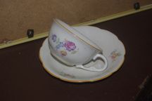 Porcelanowa filiżanka Giesche z podstawką