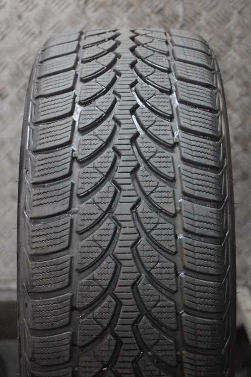 225/50/17 Bridgestone BLlizzak LM-32 225/50 R17