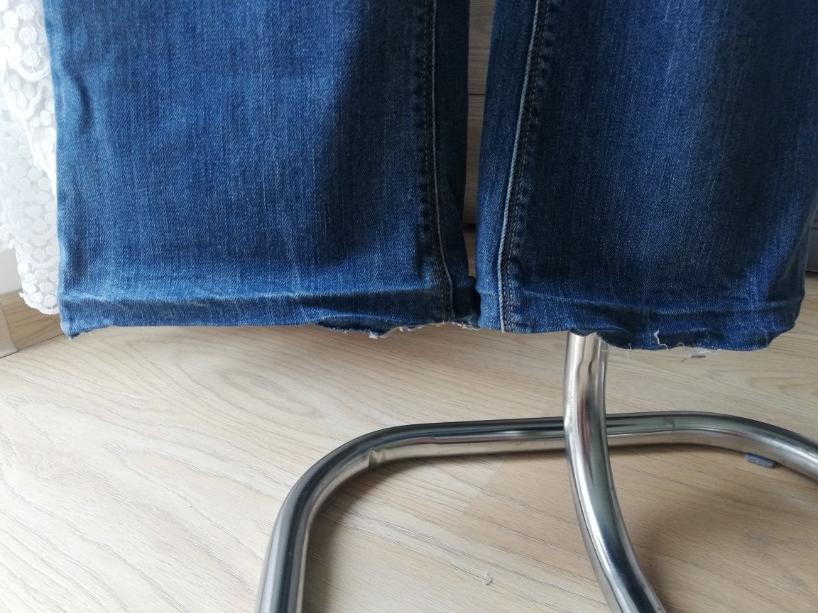 Spodnie jeans dzwony biodrówki Levi Strauss & Co. 572 boot cut W30 L34