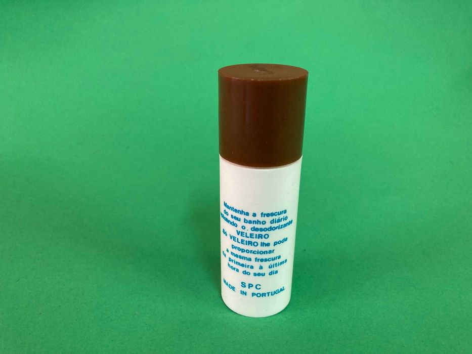 Raro Desodorizante Veleiro da marca Confiança Ach Brito Antigo