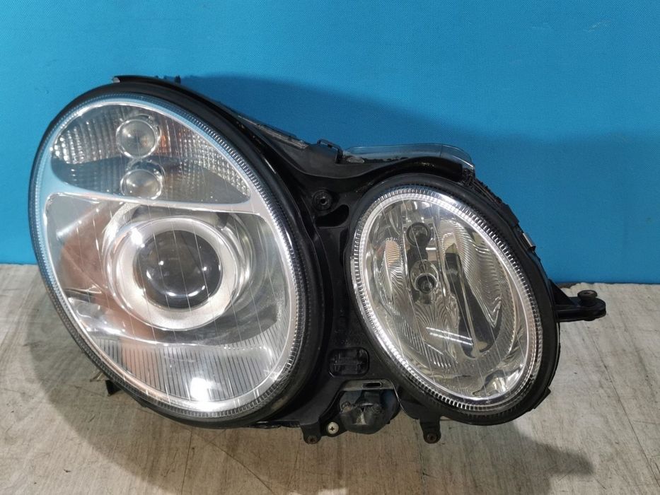 Mercedes E-Klasa W211 2002/2006 lampa reflektor przód prawa Bi-Xenon