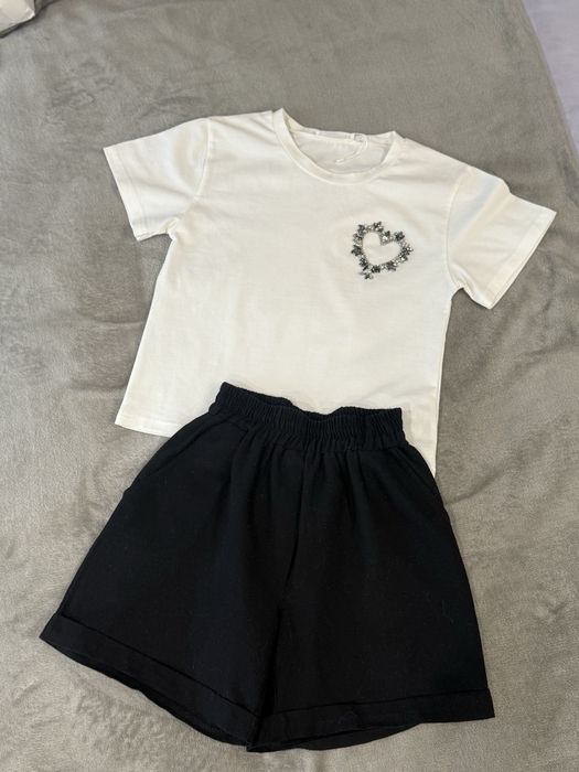 біла футболка, можна до школи, рост 146