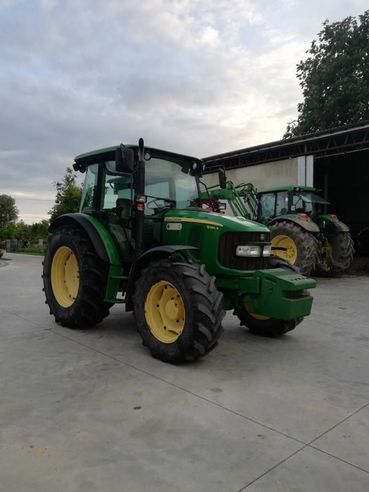 John Deere 5080R 