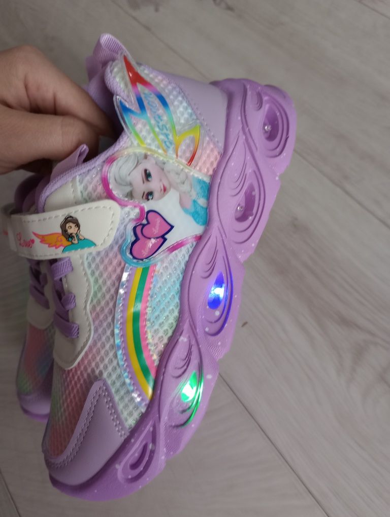 Buty świecące LED Frozen kraina lodu Elza migające