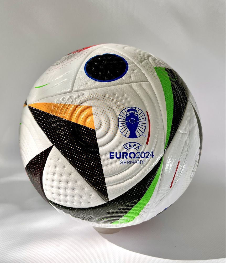 Мʼяч Футбольний EURO 2024. Розмір 5. Термошов.