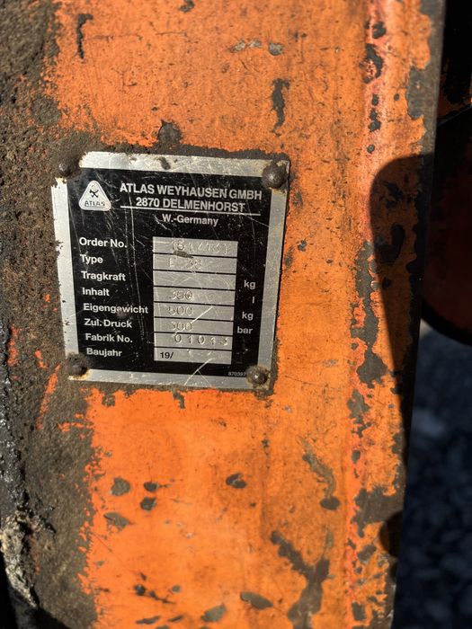 Грейферний ковш atlas.