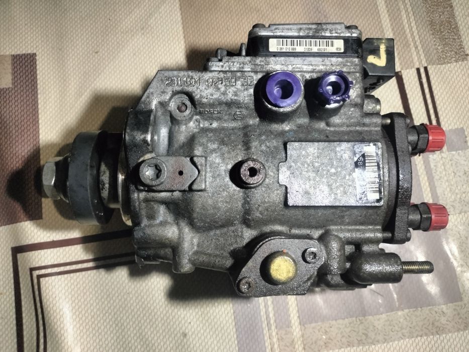 Насос паливний Форд Транзит