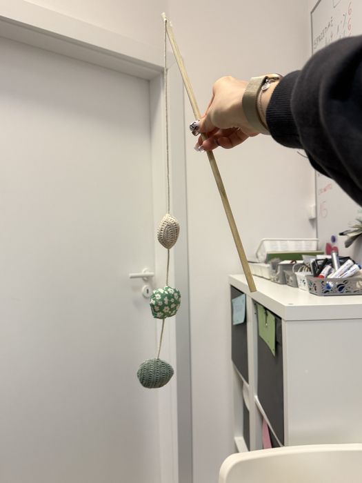 Zabawka dla kotka kota kij kijek wedka