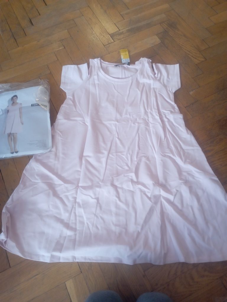 Sukienka różowa ciążowa