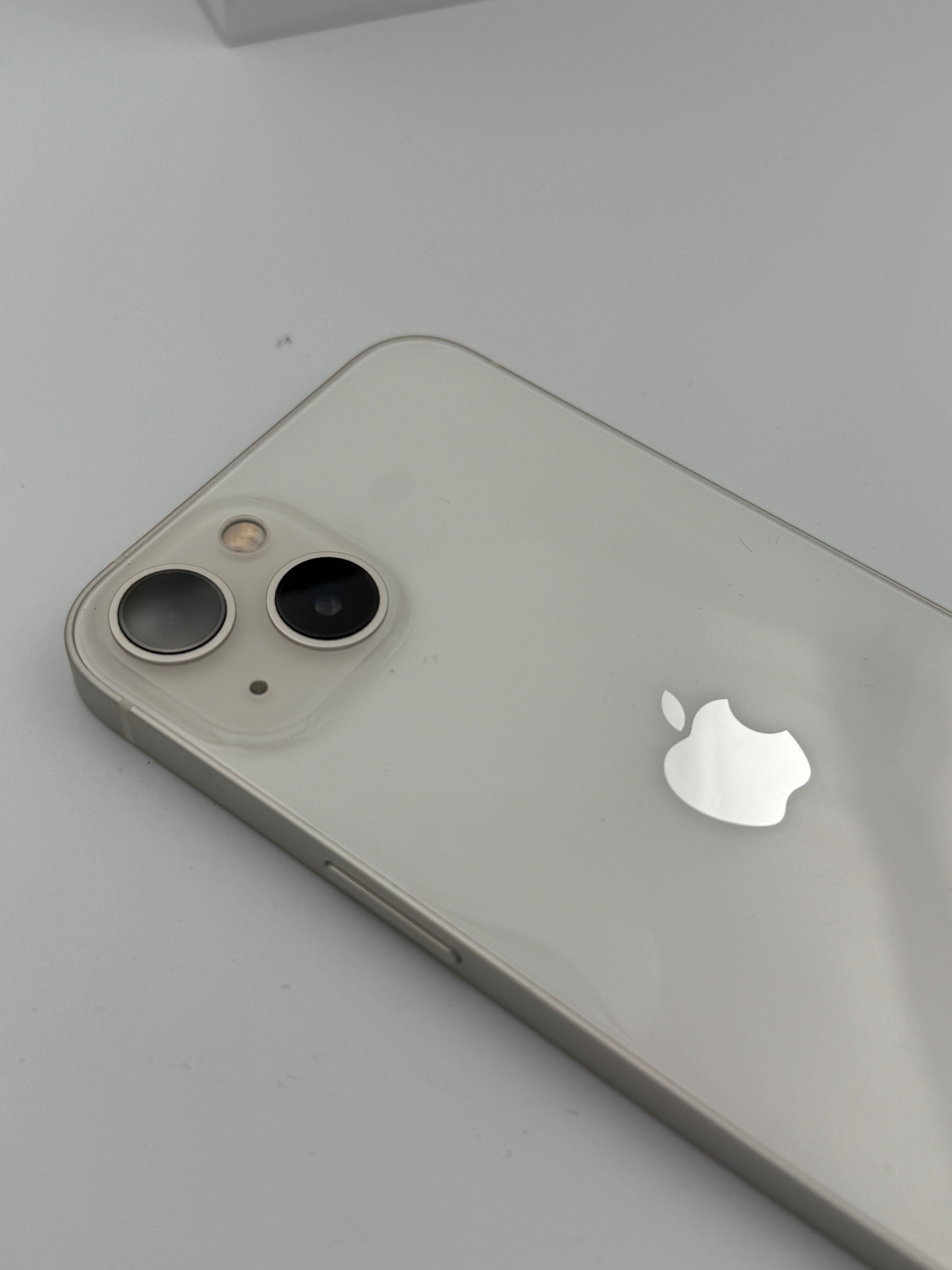 iPhone 13 WHITE 128GB 84% 1299zł Łódzkie GSM Rzgowska 16