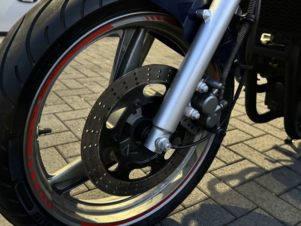 Kawasaki ER-5 Twister