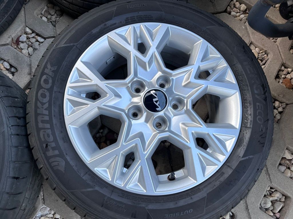 Kia cee'd felgi z oponami 205/55/16 oryginał