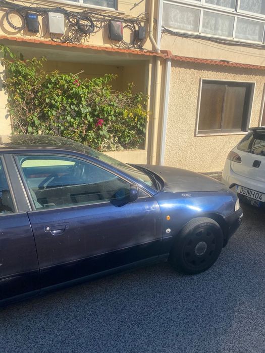 Vendo Audi  – velho, mas rijo!