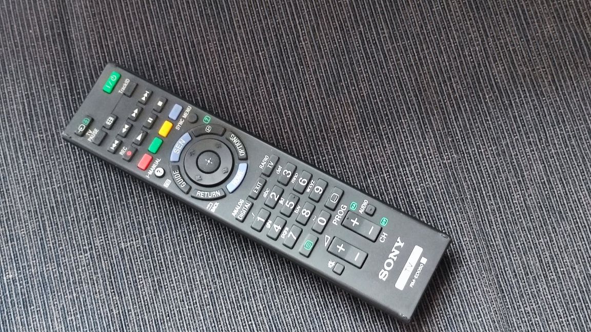 Telewizor Sony 26 cali KDL26EX550 w kolorze białym (idealny)