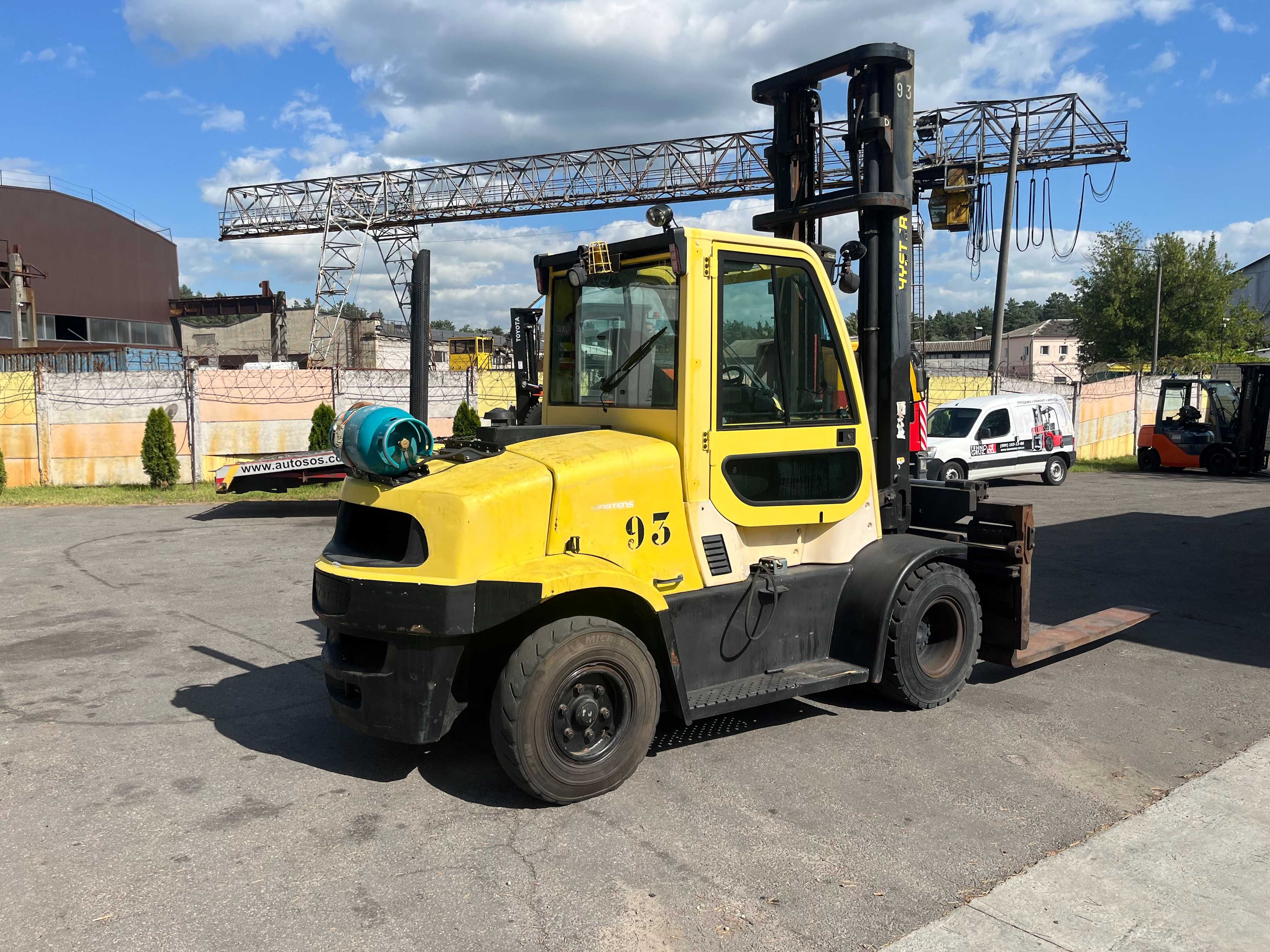 Навантажувач вилковий Hyster H7.0FT