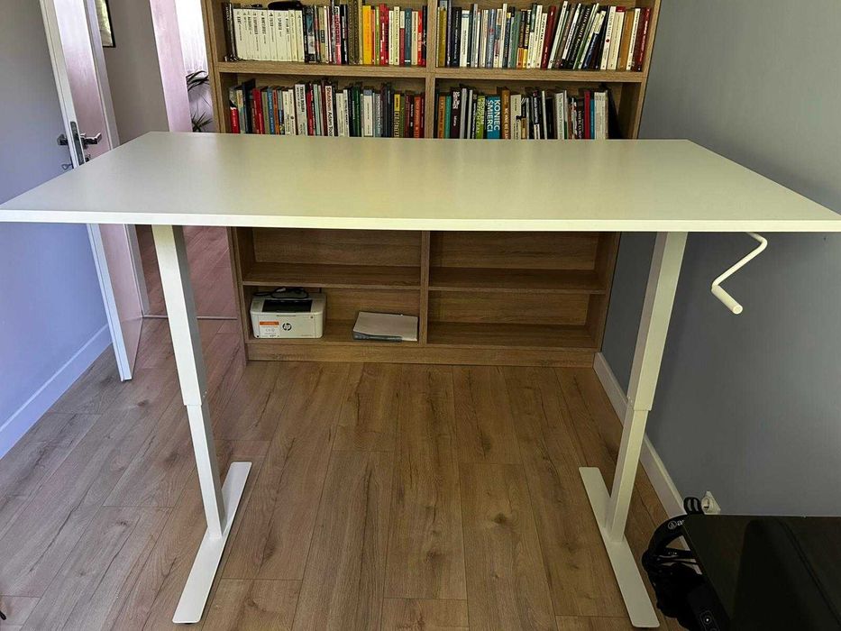 Szerokie biurko (160 x 80) z regulacją wysokości Ikea Trotten – białe