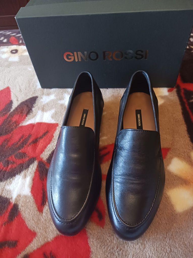 Buty mokasyny  Gino Rossi rozmiar 39