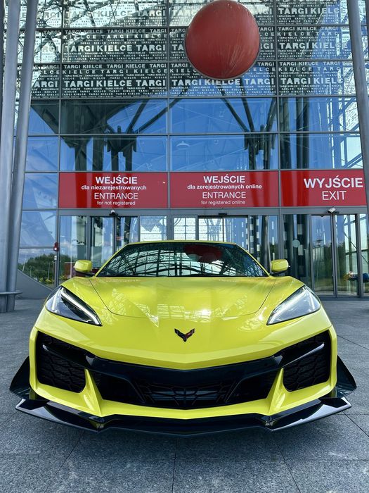 Wypożyczalnia Wynajem Samochodów Sportowych Chevrolet Corvette C8