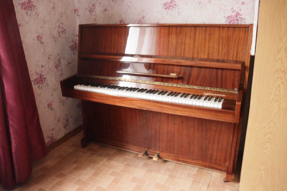 Фортепиано Украина Чернигов / Фортепіано Україна Чернігів / пианино