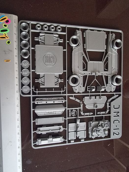 Delorean model kit
