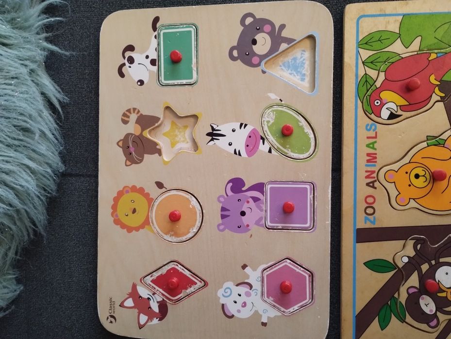 Trzy drewniane układanki edukacyjne grająca piosenki na baterie