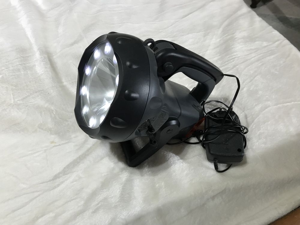 Lanterna LED c/ luz SOS