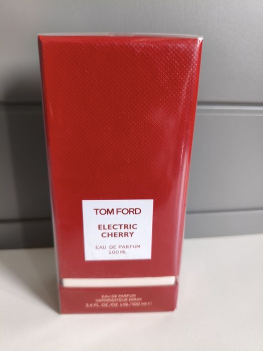 Tom Ford Eletric Cherry