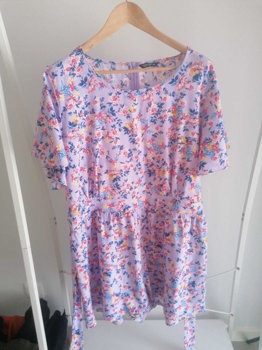 Macacão florido shein 4XL