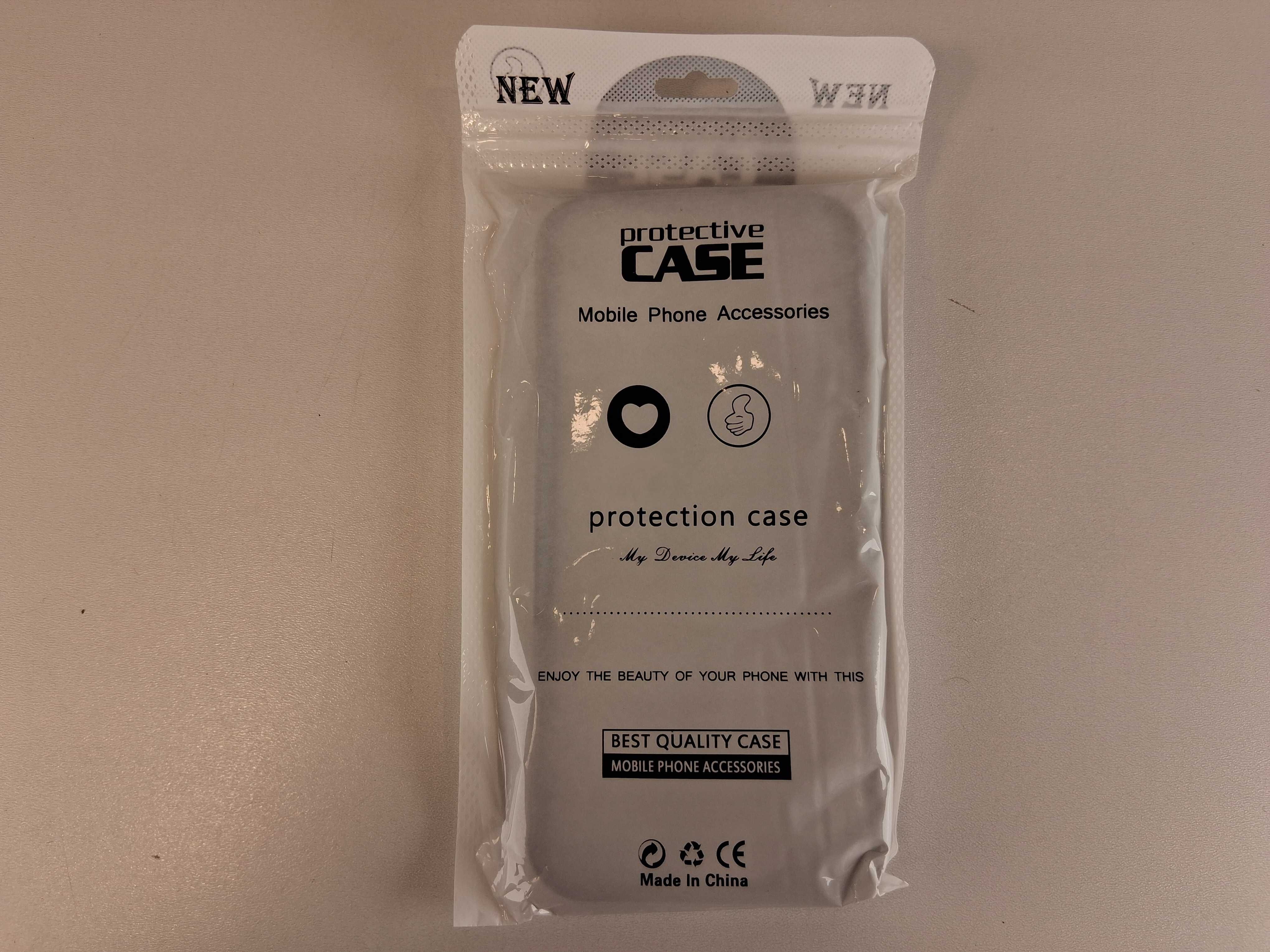 E078 Etui Coque do iPhone 14 Pro Max-Noir Fioletowe Serce